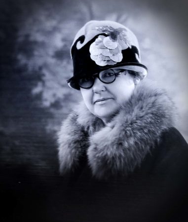 Mary Snodgrass (photo from original Snodgrass negative #10623 c. 192x; digital print with vignetting, Lee McIntyre 2018)