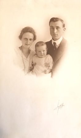 Libby Art Studio, Photo of a couple with baby (McIntyre-Culy Collecton)